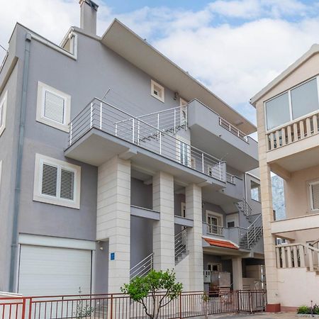 Studio Apartmani Dora Makarska Eksteriør bilde