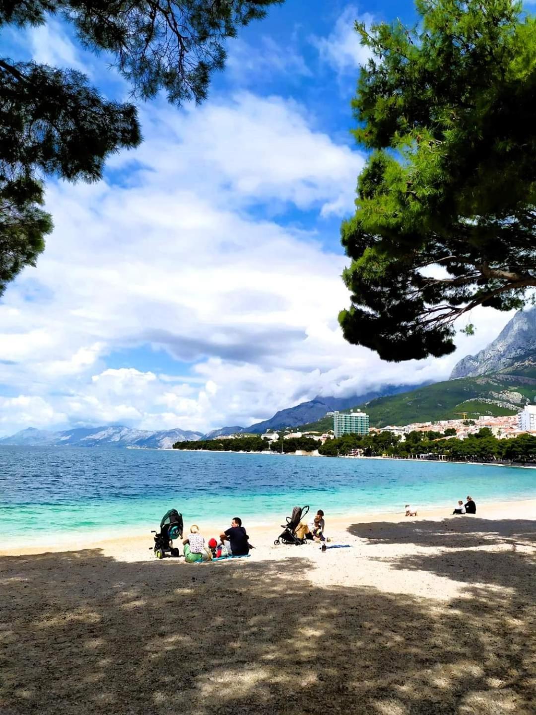 Studio Apartmani Dora Makarska Eksteriør bilde