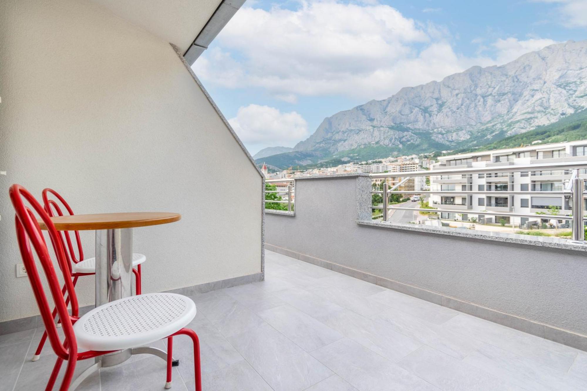 Studio Apartmani Dora Makarska Eksteriør bilde