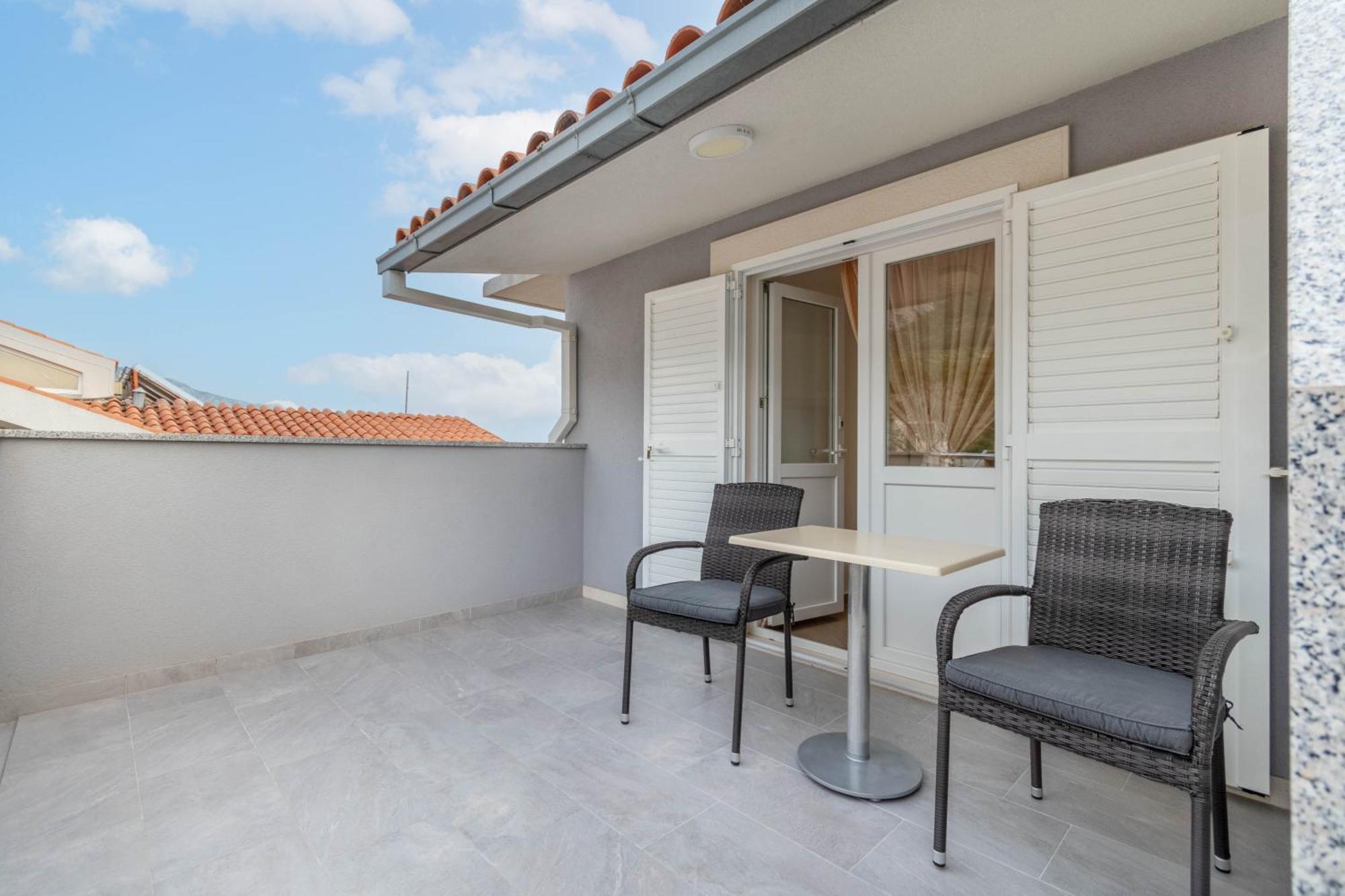 Studio Apartmani Dora Makarska Eksteriør bilde